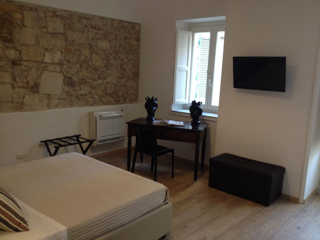 I Santi Coronati Syracuse Room photo
